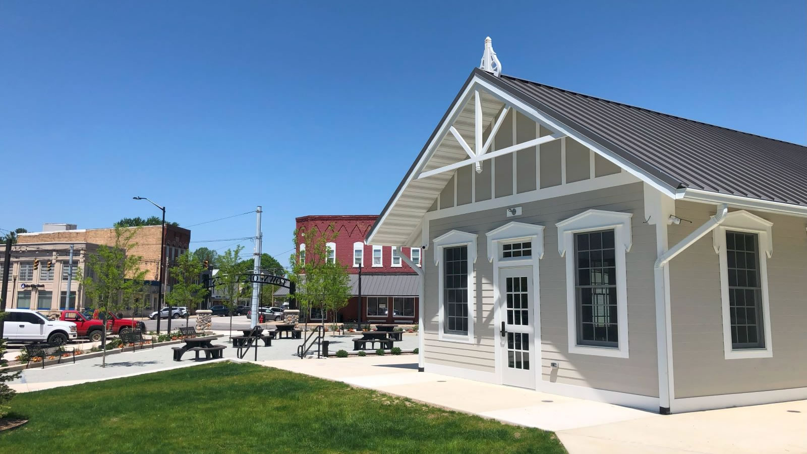 Nickel Plate Square Town of Argos