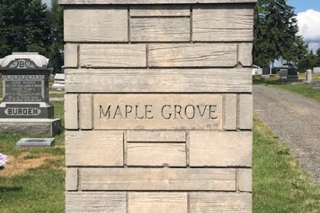Maple Grove Cemetery 06.jpg